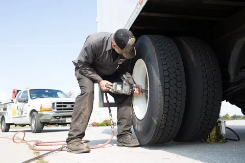 Commercial vehicle tyre service in Dubai